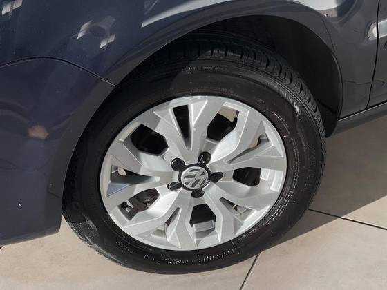 VOLKSWAGEN FOX 1.0 MI 8V FLEX 4P MANUAL